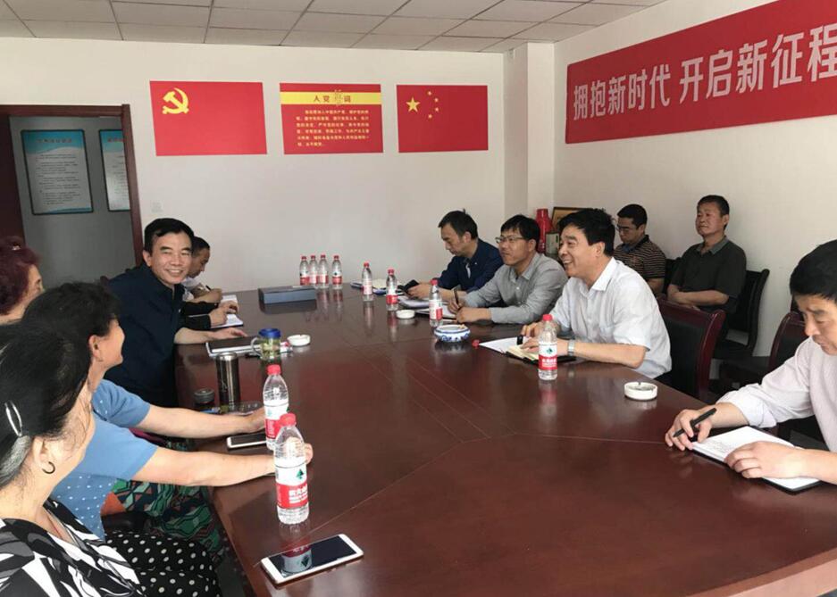 集團(tuán)大調(diào)研第五組     赴正合物業(yè)延河分公司、紅旗分公司調(diào)研