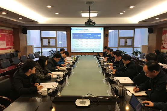 集團考核小組深入所屬企業(yè)進行目標責(zé)任考核